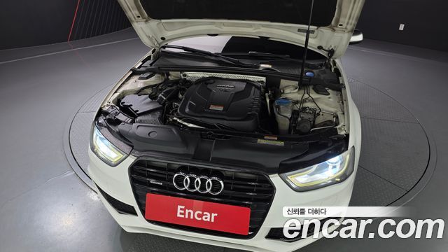 Audi A4 35 TDI Quattro Dynamic B8 2015 — фото 6
