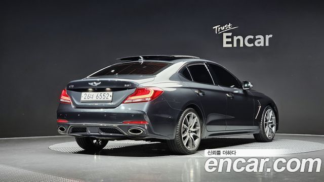 Genesis G70 3.3T Sport Advanced 2018 — фото 2