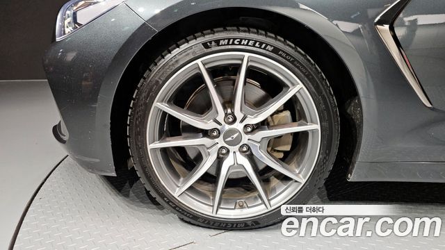 Genesis G70 3.3T Sport Advanced 2018 — фото 5