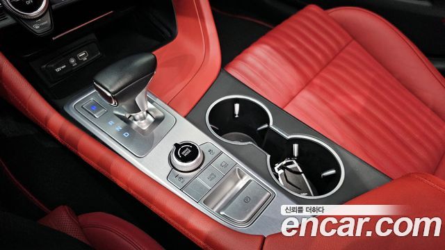 Genesis G70 3.3T Sport Advanced 2018 — фото 9