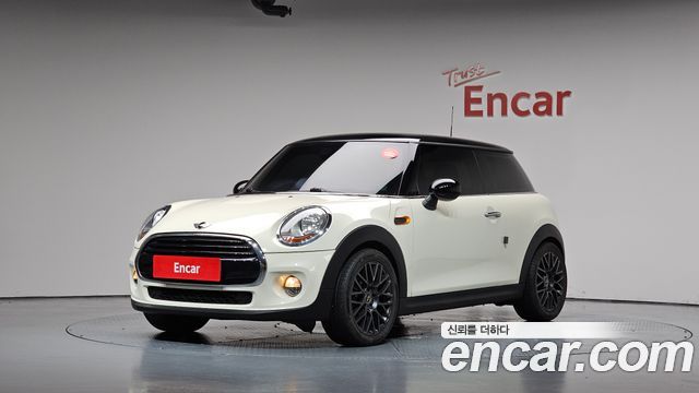 MINI Cooper Standard Third Generation 2016 — фото 1