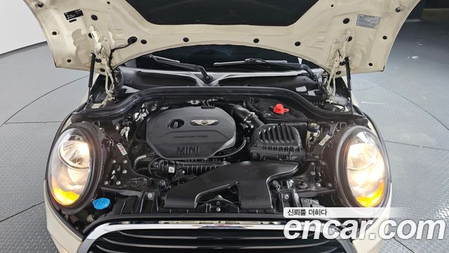 MINI Cooper Standard Third Generation 2016 — фото 6