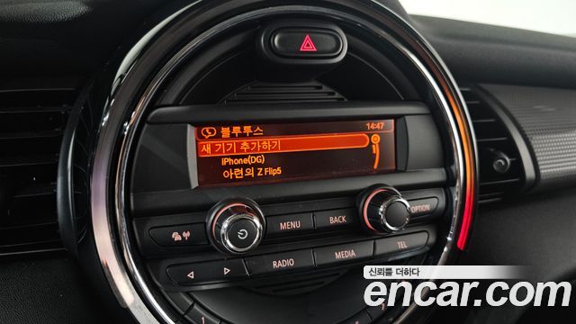 MINI Cooper Standard Third Generation 2016 — фото 17