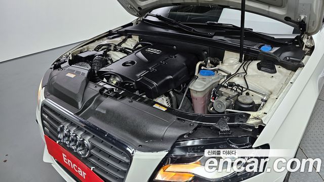 Audi A4 2.0 TFSI B8 2011 — фото 6