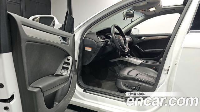 Audi A4 2.0 TFSI B8 2011 — фото 10