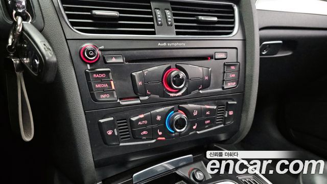Audi A4 2.0 TFSI B8 2011 — фото 15