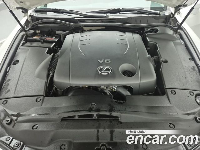 Lexus IS250 2.5 Convertible XE20 2013 — фото 5