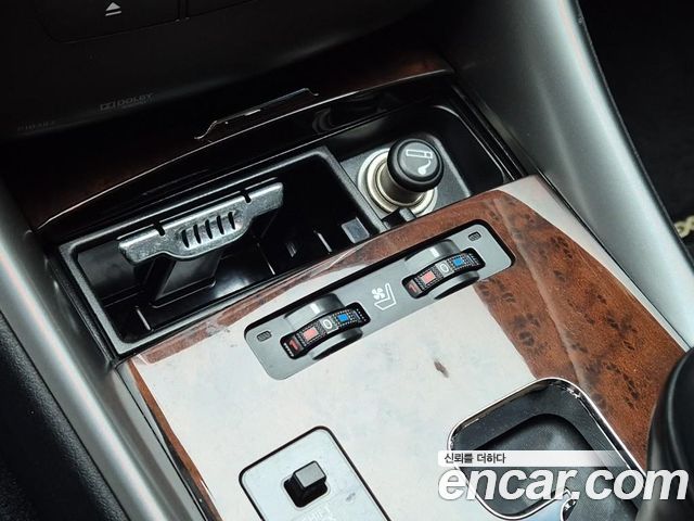 Lexus IS250 2.5 Convertible XE20 2013 — фото 19