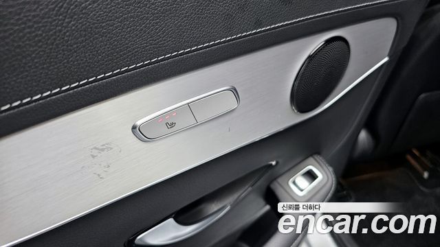 Mercedes-Benz GLC-Class (X253) GLC220 d 4MATIC 2020 — фото 17