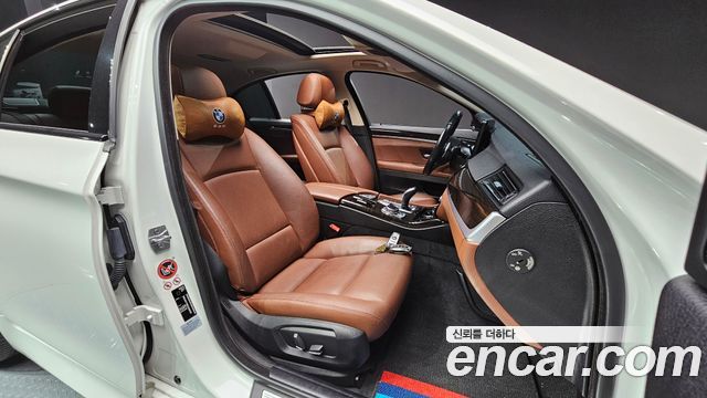 BMW 5 Series (F10) 528i xDrive M Aero Dynamic 2016 — фото 10
