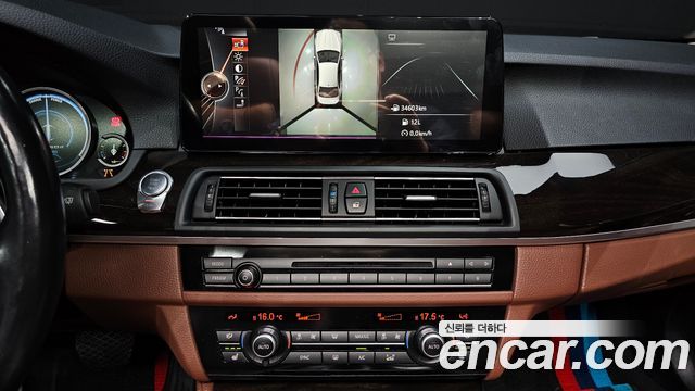 BMW 5 Series (F10) 528i xDrive M Aero Dynamic 2016 — фото 19