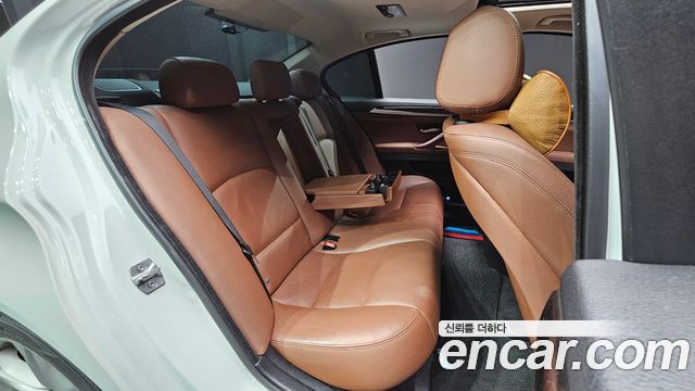 BMW 5 Series (F10) 528i xDrive M Aero Dynamic 2016 — фото 23