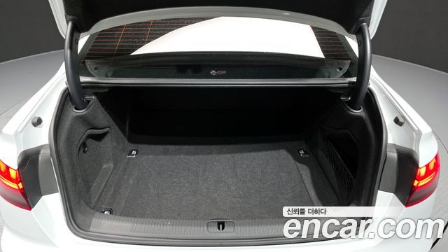 Audi A4 (B9) 35 TDI Premium 2021 — фото 20
