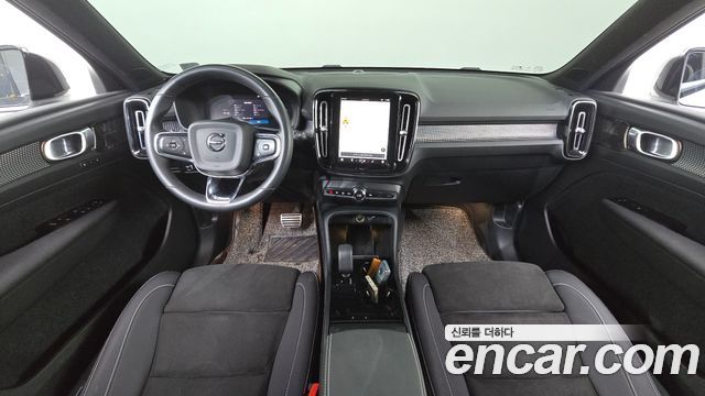 Volvo XC40 Recharge Twin Ultimate 2022 — фото 7