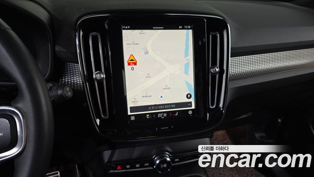 Volvo XC40 Recharge Twin Ultimate 2022 — фото 18