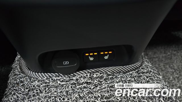 Volvo XC40 Recharge Twin Ultimate 2022 — фото 22