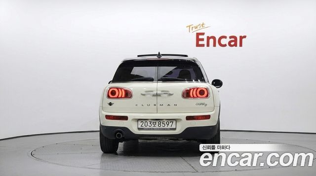 MINI Cooper D Clubman High 2nd 2018 — фото 4