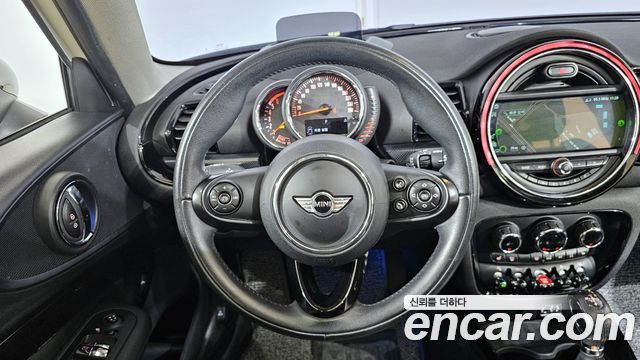 MINI Cooper D Clubman High 2nd 2018 — фото 13
