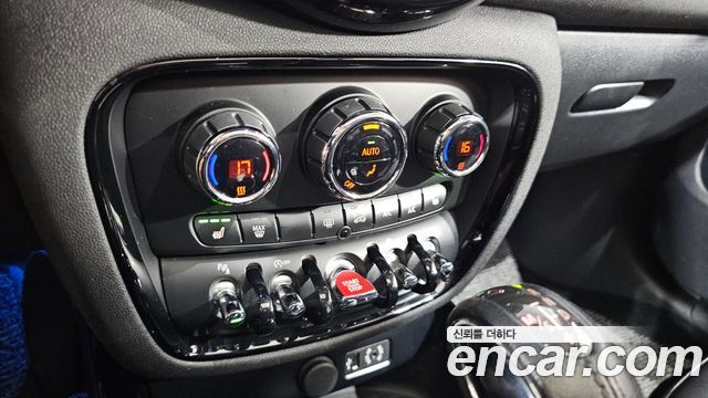MINI Cooper D Clubman High 2nd 2018 — фото 17