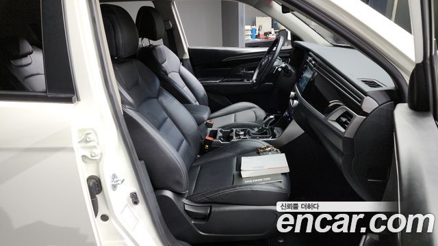 KG Mobility (SsangYong) Beautiful Korando Gasoline 1.5 2WD C7 2024 — фото 11