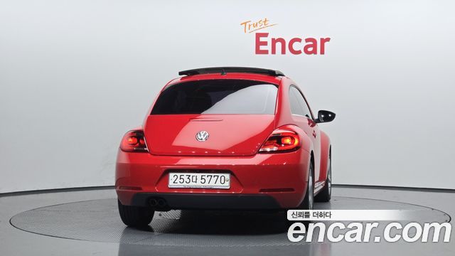 Volkswagen Beetle 2.0 TDI 3rd 2013 — фото 4