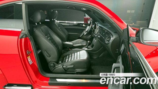 Volkswagen Beetle 2.0 TDI 3rd 2013 — фото 10