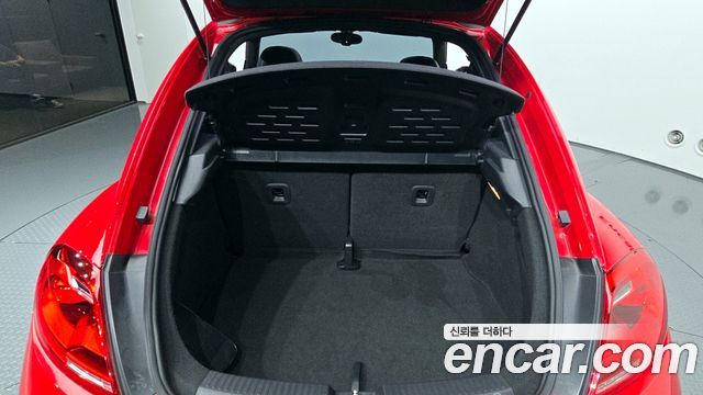 Volkswagen Beetle 2.0 TDI 3rd 2013 — фото 20