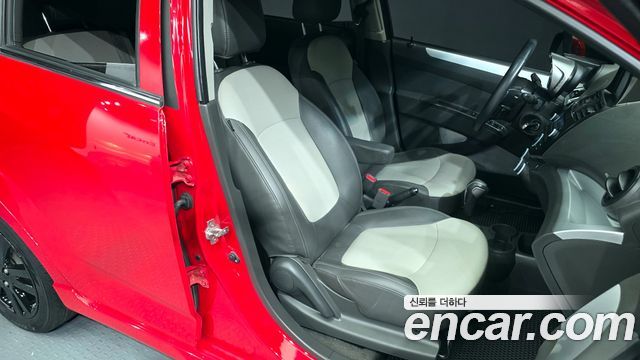 Chevrolet Spark Spark S LT 2014 — фото 12