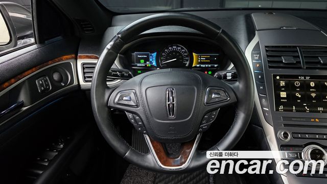 Lincoln MKZ Hybrid 2nd 2018 — фото 21