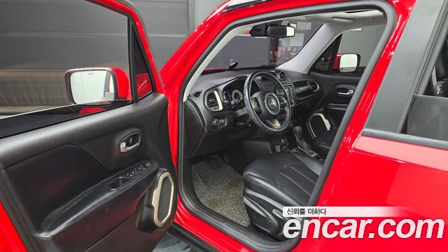 Jeep Renegade 2.4 Longitude 2017 — фото 10