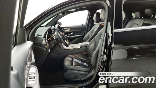 Mercedes-Benz GLC-Class (X253) GCL300 4MATIC Coupe 2020 — фото 10