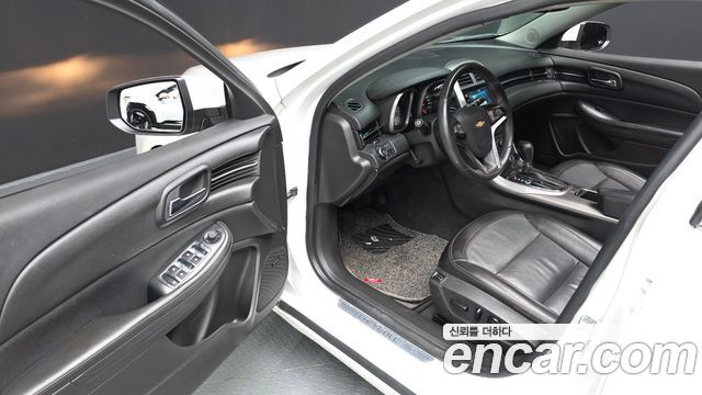 Chevrolet Malibu 2.0 LTZ 2015 — фото 16