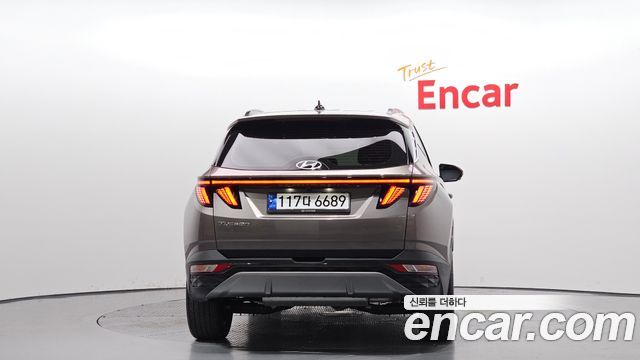 Hyundai Tucson (NX4) Gasoline 1.6 Turbo 2WD Inspiration 2023 — фото 4