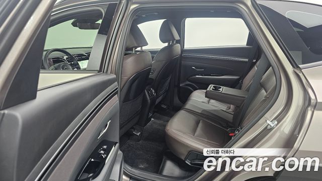 Hyundai Tucson (NX4) Gasoline 1.6 Turbo 2WD Inspiration 2023 — фото 12