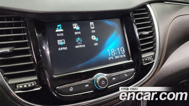 Chevrolet Trax 1.4 Premier 2018 — фото 14