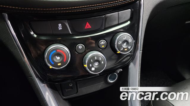 Chevrolet Trax 1.4 Premier 2018 — фото 18