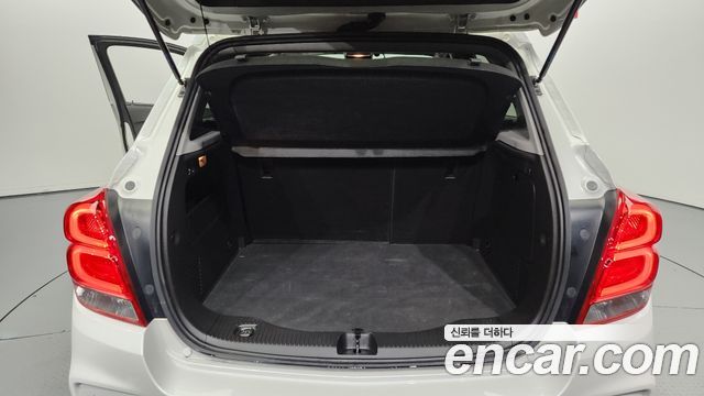 Chevrolet Trax 1.4 Premier 2018 — фото 20