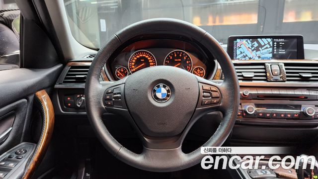 BMW 3 Series (F30) 320i 2013 — фото 13