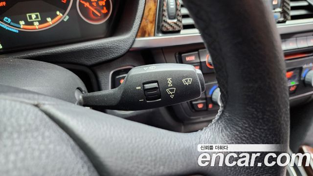 BMW 3 Series (F30) 320i 2013 — фото 18