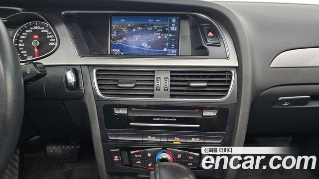 Audi A4 35 TDI Quattro B8 2015 — фото 14