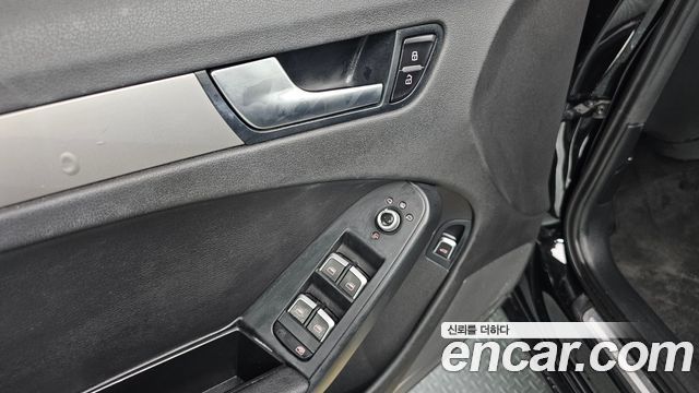 Audi A4 35 TDI Quattro B8 2015 — фото 17