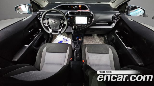 Toyota Prius C 1.5 2019 — фото 7