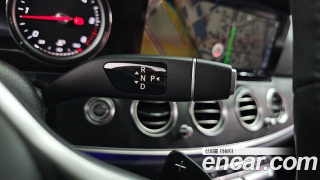 Mercedes-Benz E-Class (W213) E220d Avantgarde 2019 — фото 9