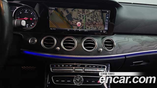 Mercedes-Benz E-Class (W213) E220d Avantgarde 2019 — фото 14