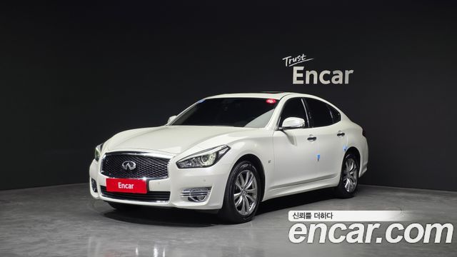 Infiniti Q70 3.7 AWD