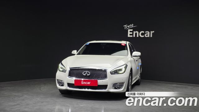 Infiniti Q70 3.7 AWD 2018 — фото 3