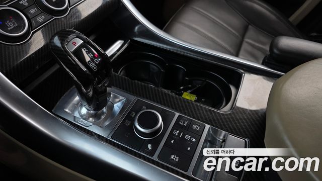 Land Rover Range Rover Sport (II) 3.0 SDV6 HSE Dynamic 2016 — фото 9