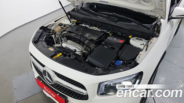 Mercedes-Benz GLB-Class (X247) GLB250 4MATIC 2021 — фото 6
