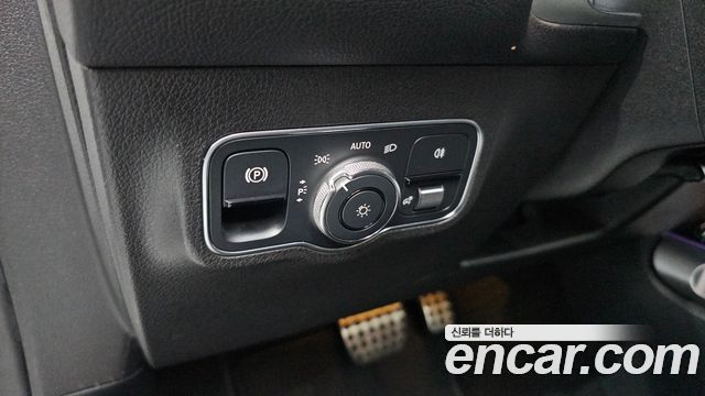 Mercedes-Benz GLB-Class (X247) GLB250 4MATIC 2021 — фото 14