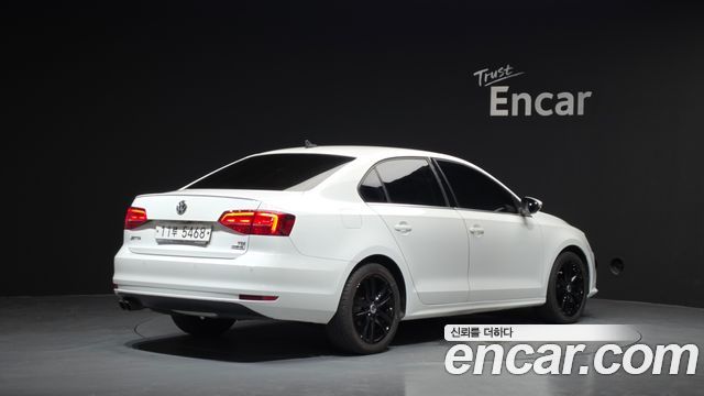 Volkswagen Jetta 2.0 TDI BlueMotion Premium 6th 2015 — фото 2